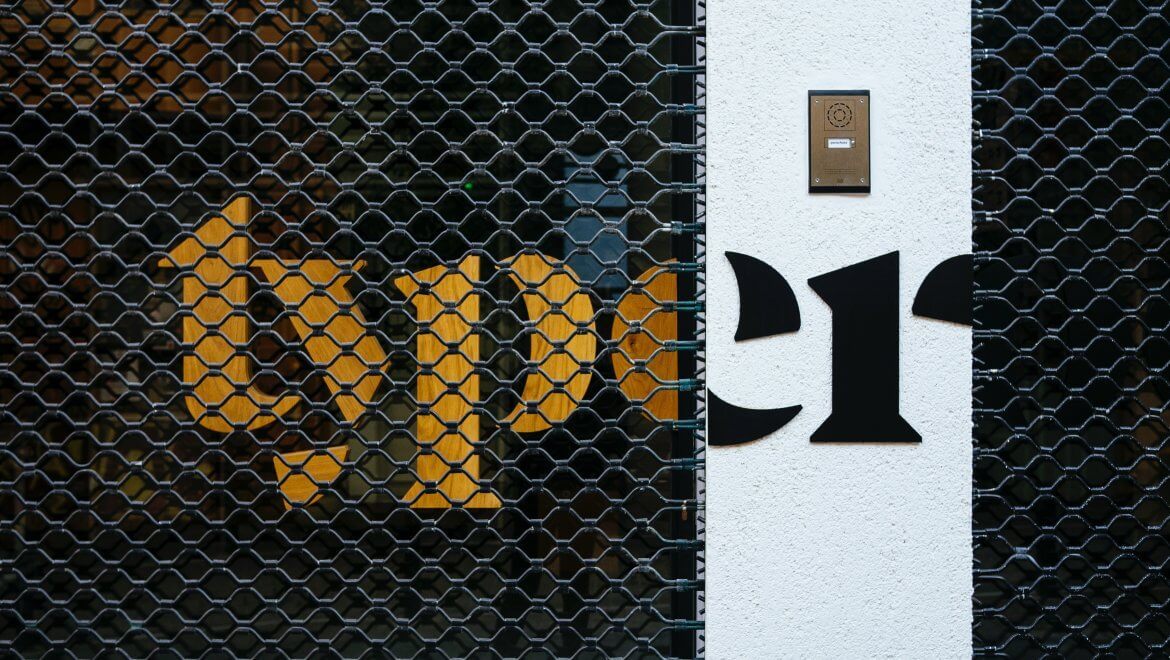 Top 5 outdated fonts and how to replace them