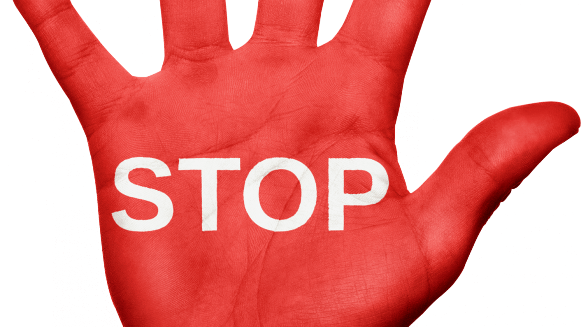 Block Windows from downloading fonts and fonts data catalogs automatically