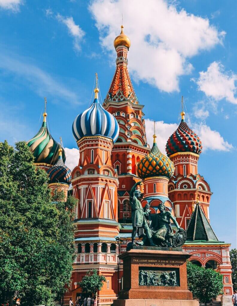 30,000 fonts are banned in Russia, including the highly popular Arial, Helvetica, and Times New Roman.
